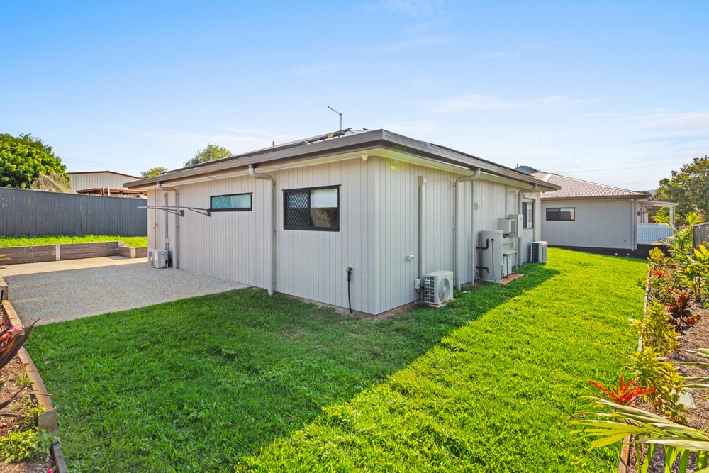 SIL Vacancy in Atherton SDA Beautiful lawns & gardens